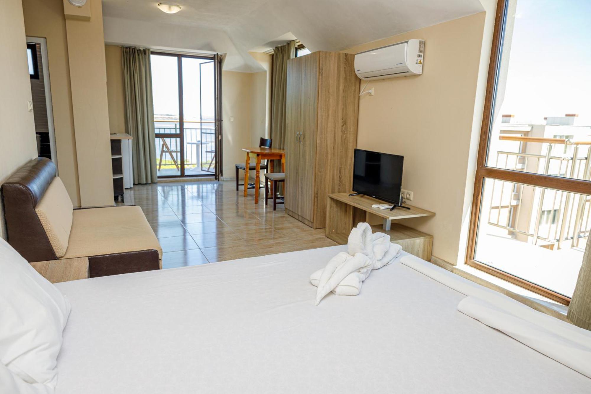Family Hotel Silitur Ahtopol Exterior foto