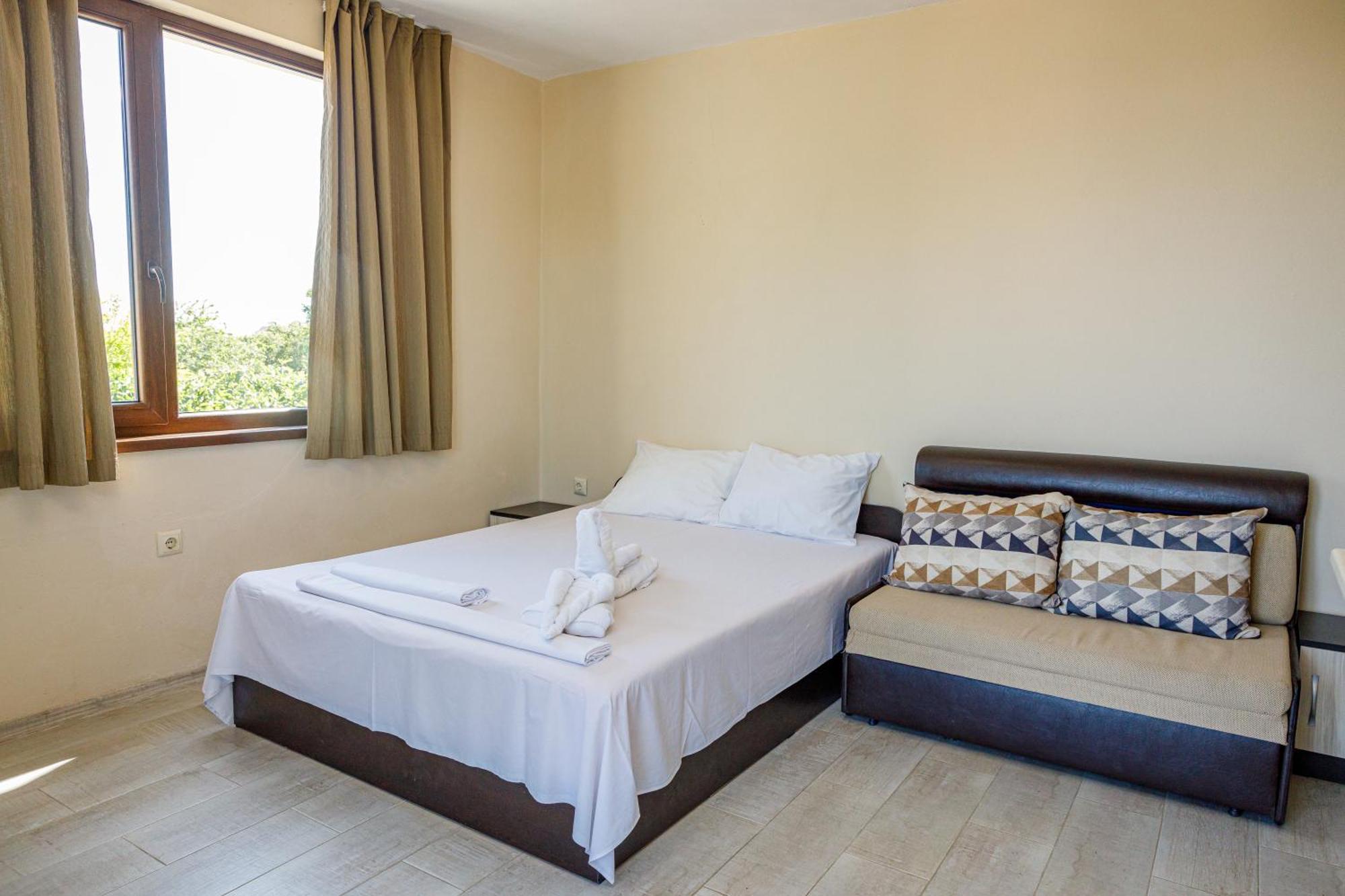 Family Hotel Silitur Ahtopol Exterior foto